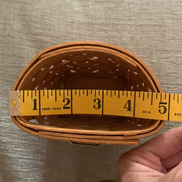 Longaberger 1999 Small Basket, 3” x 3 1/2” - Picture 9 of 9